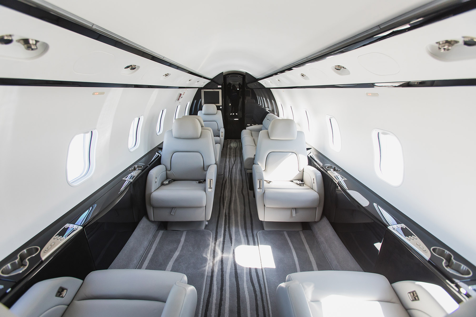N300WK-20-charter-plane-interior-cabin-view