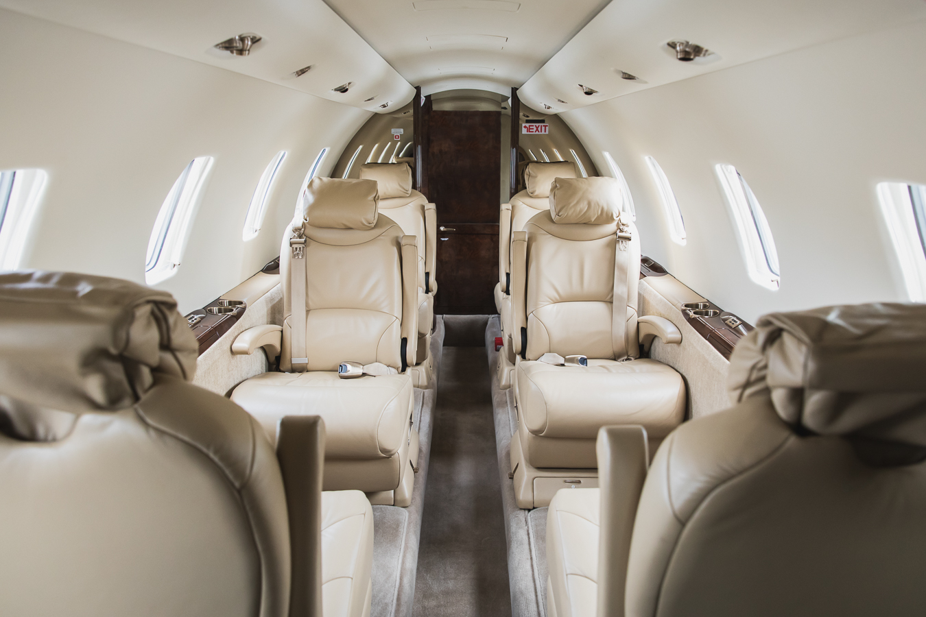 N239TC-17-cabin-interior-leather-seats