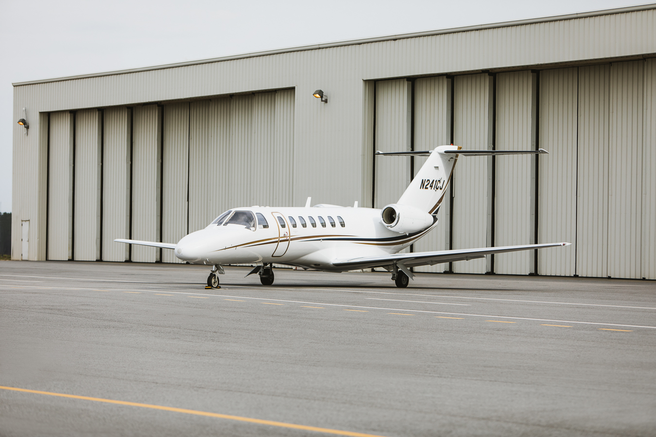 N241CJ-4