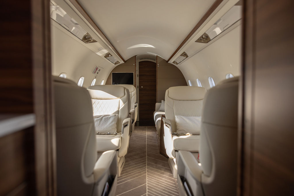 FGC-N454CL-Interior-Daylight-19